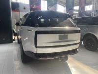 路虎揽胜行政3.0汽油