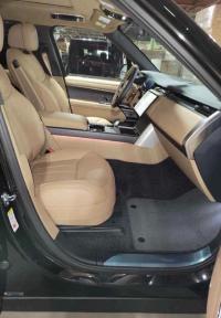 路虎揽胜行政3.0汽油