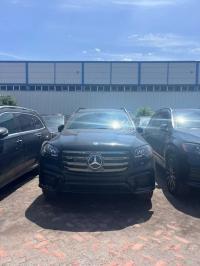 2024款奔驰GLS450 7座 AMG暗夜包