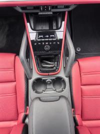 保时捷卡宴(凯宴)