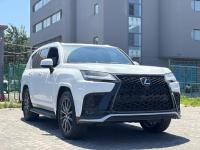 2024款 雷克萨斯LX600 LX600 7座 F-Sport运动