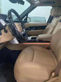 路虎揽胜行政3.0汽油