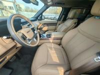 路虎揽胜行政3.0汽油