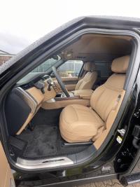 路虎揽胜行政3.0汽油