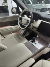 路虎揽胜行政3.0汽油