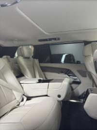 路虎揽胜行政3.0汽油