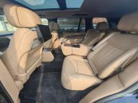 路虎揽胜行政3.0汽油