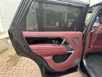 路虎揽胜行政3.0汽油