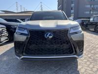 2024款 雷克萨斯LX600 LX600 7座 F-Sport运动