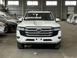 2024款 丰田酷路泽3500 3.5T GX-R 18轮 8气 天窗 无蠕行 无大灯清洗 联系方式：杨经理 13132141235（同微信）可视频验车 价格变动快 欢迎电话咨询现车情况