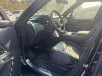 路虎揽胜行政3.0汽油