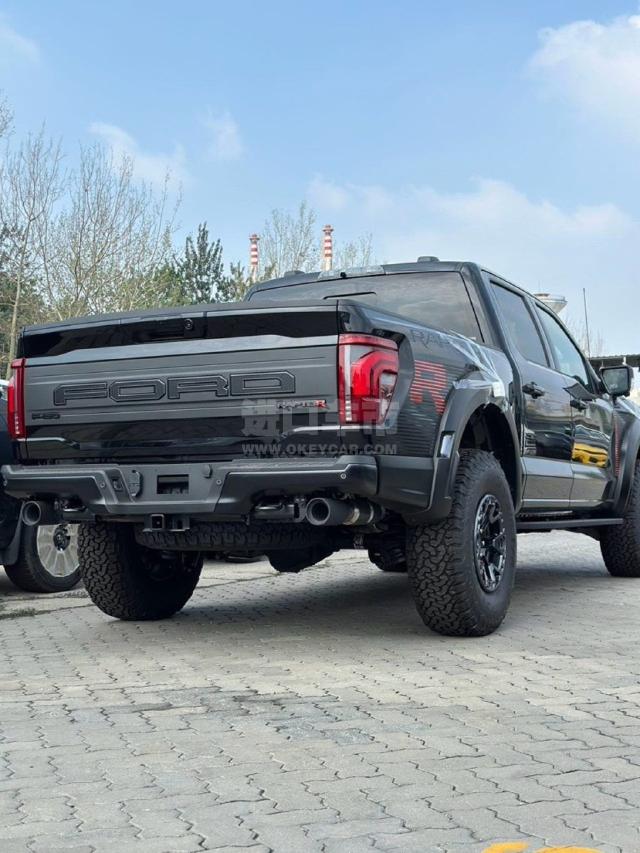 美规2024款 福特F150 5.2T 四门 Raptor猛禽 猛禽R包