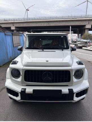 2025款 奔驰G63 联系电话：15122349933 敬业 {同微信} 可零首付 定金发车 大商无欺 无隐藏消费