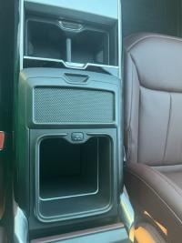 路虎揽胜行政3.0汽油