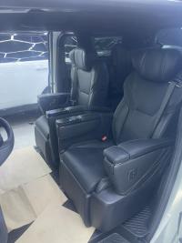 2025款 丰田埃尔法 2.5L 油电混动 四驱 韩版