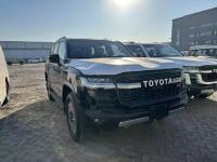 2024款 丰田酷路泽3500 3.5T GR-Sport 天窗 抬显 后娱 雷测