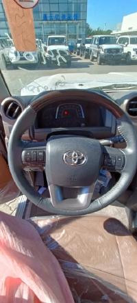 丰田酷路泽70系列