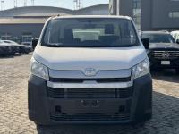 2025款 丰田海狮3.5L 自动 平顶短轴 双侧门