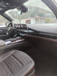 2023款 凯迪拉克凯雷德 6.2L 标轴 四驱 Sport Platinum