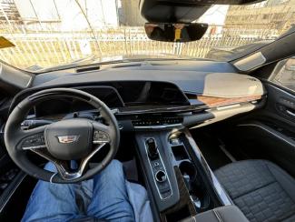 2024款 凯迪拉克凯雷德 3.0T 柴油 标轴 四驱 Sport Platinum 海外直采 全国分期 13820818027 定金发车 视频看车