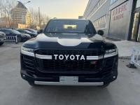 2024款 丰田酷路泽3500 3.5T GR-Sport 天窗 抬显 后娱 雷测