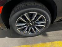 2023款 凯迪拉克凯雷德 6.2L 标轴 四驱 Sport Platinum