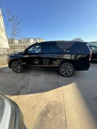 2024款 凯迪拉克凯雷德 6.2L ESV加长 四驱 Premium Luxury