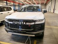 2024款 丰田酷路泽3500 3.5T GR-Sport 天窗 抬显 后娱 雷测