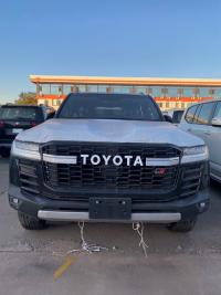 2024款 丰田酷路泽3500 3.5T GR-Sport 天窗 抬显 后娱 无雷测