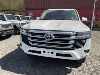 2024款 丰田酷路泽3500 3.5T GX-R 18轮 8气 天窗 无蠕行 无大灯清洗