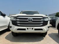 2024款 丰田酷路泽3500 3.5T GX-R 18轮 8气 天窗 无蠕行 无大灯清洗