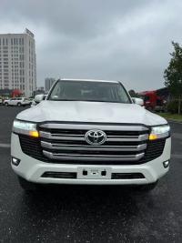 2024款 丰田酷路泽3500 3.5T GX-R 18轮 8气 天窗 无蠕行 无大灯清洗