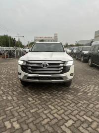 2024款 丰田酷路泽3500 3.5T GX-R 18轮 丝绒 4气 天窗 蠕行