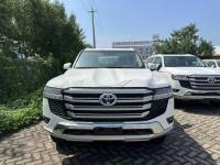 2024款 丰田酷路泽3500 3.5T GX-R 18轮 丝绒 4气 天窗 蠕行