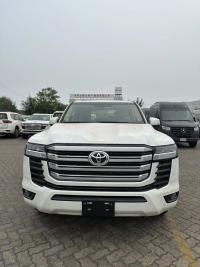 2024款 丰田酷路泽3500 3.5T GX-R 20轮 JBL 前通风 MTS 蠕行