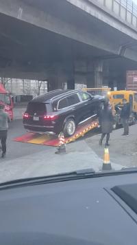 奔驰迈巴赫GLS600