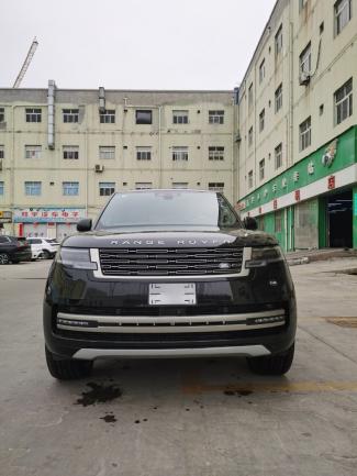 2025款 路虎揽胜3.0T P400 汽油 SE 长轴 7座 海外直采 全国分期 13820818027 定金发车 视频看车