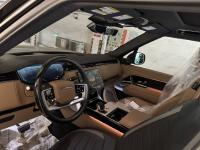 路虎揽胜行政3.0汽油