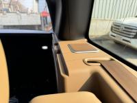 路虎揽胜行政3.0汽油