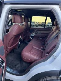 路虎揽胜行政3.0汽油