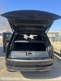 路虎揽胜行政3.0汽油