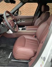 路虎揽胜行政3.0汽油