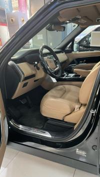 路虎揽胜行政3.0柴油