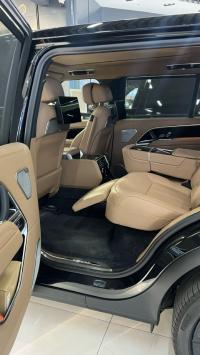 路虎揽胜行政3.0柴油