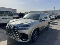 2025款 雷克萨斯LX600 7座 Premium高级 标准型