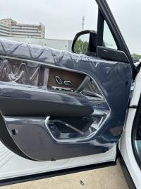 路虎揽胜行政3.0汽油