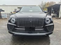 2024款 宾利添越 4.0T 长轴 雅度