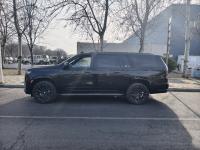 凯迪拉克凯雷德