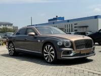 2024款 宾利飞驰 4.0T 雅度版