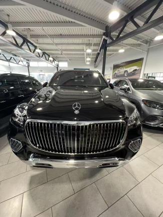 2025款 奔驰迈巴赫GLS600 海外直采 全国分期 13820818027 定金发车 视频看车
